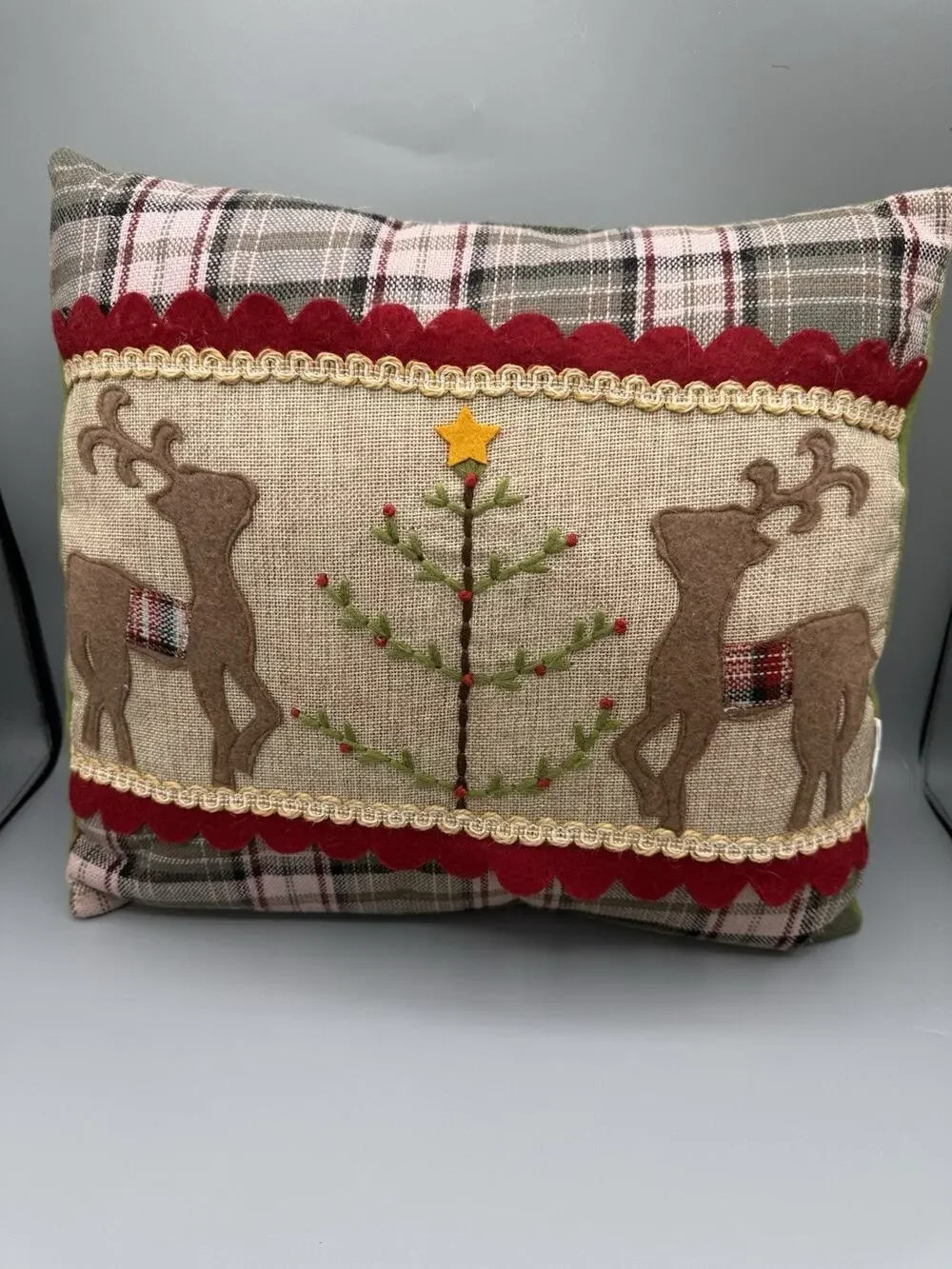 Christmas Reindeer Throw Pillow 12x15 Plaid Felt Applique Rustic Holiday Decor
